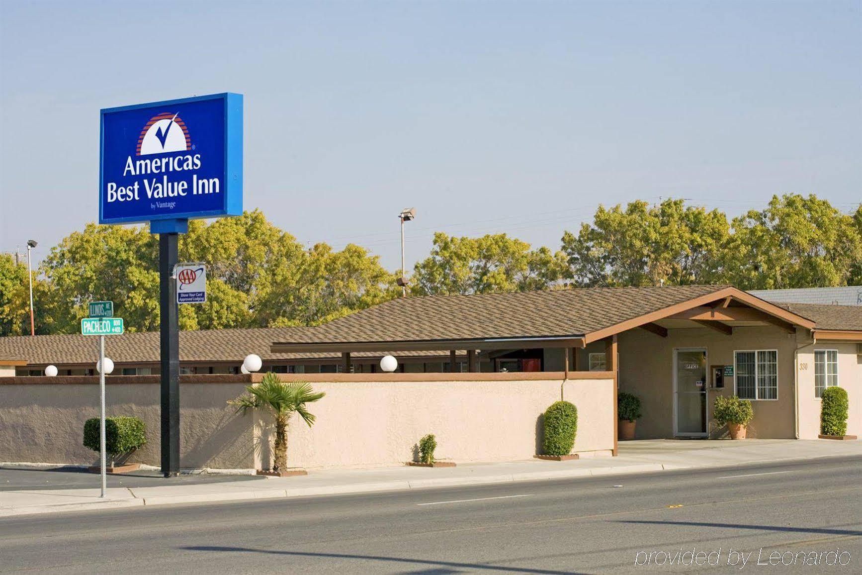 Motel Americas Value Banos