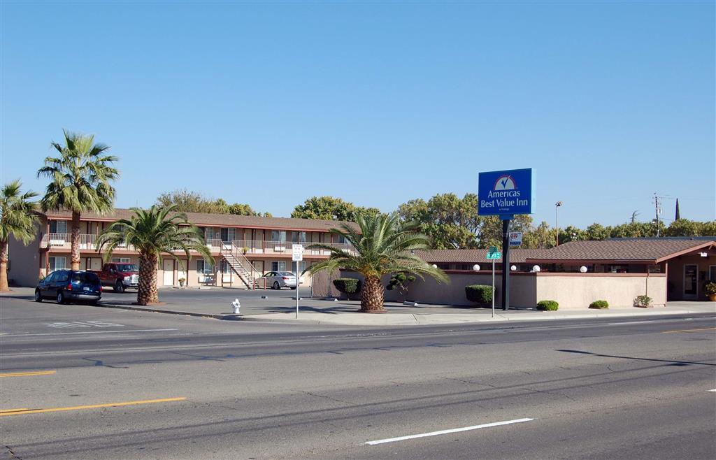 Americas Value Banos Motel