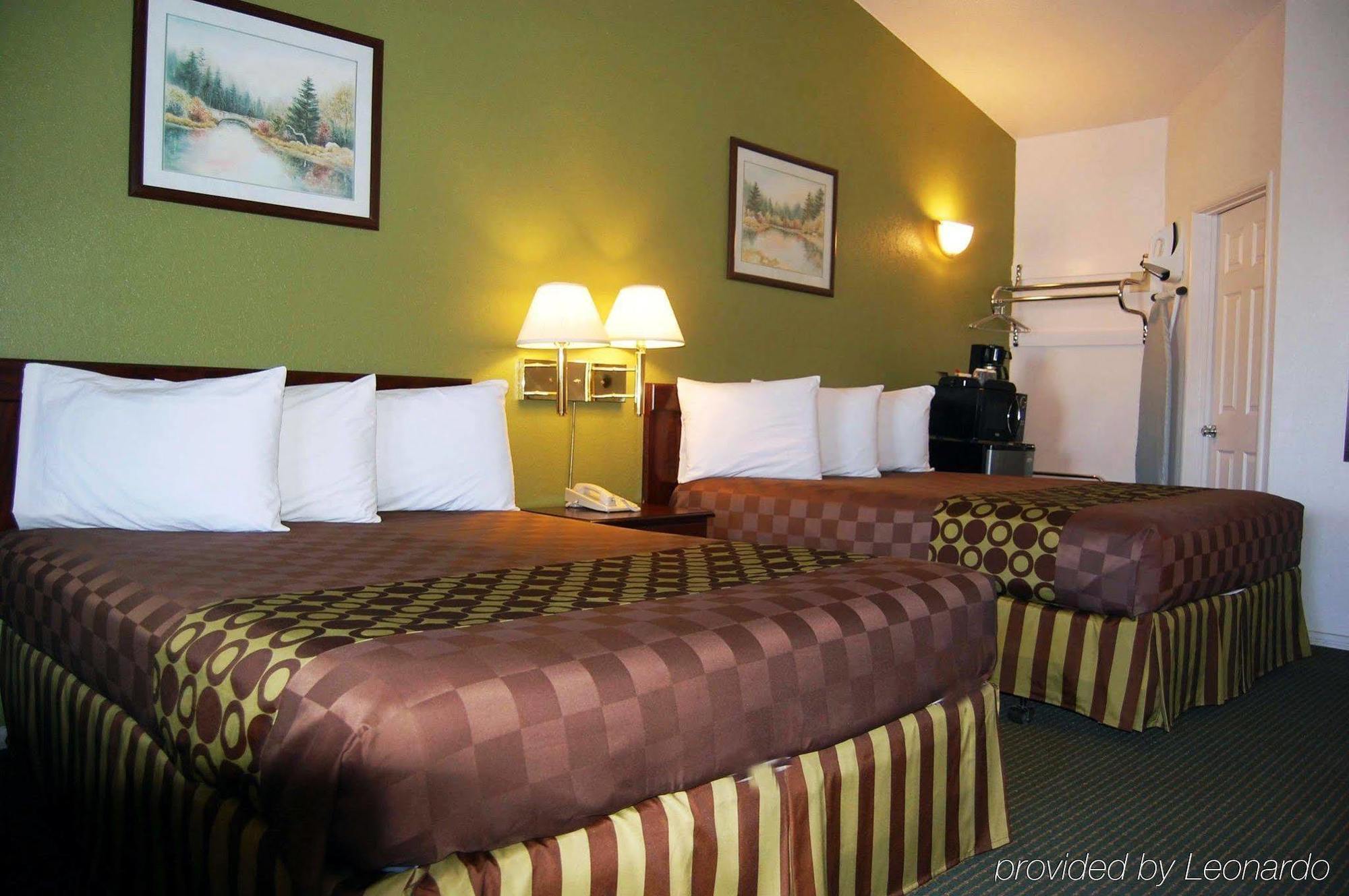Americas Value Banos Motel